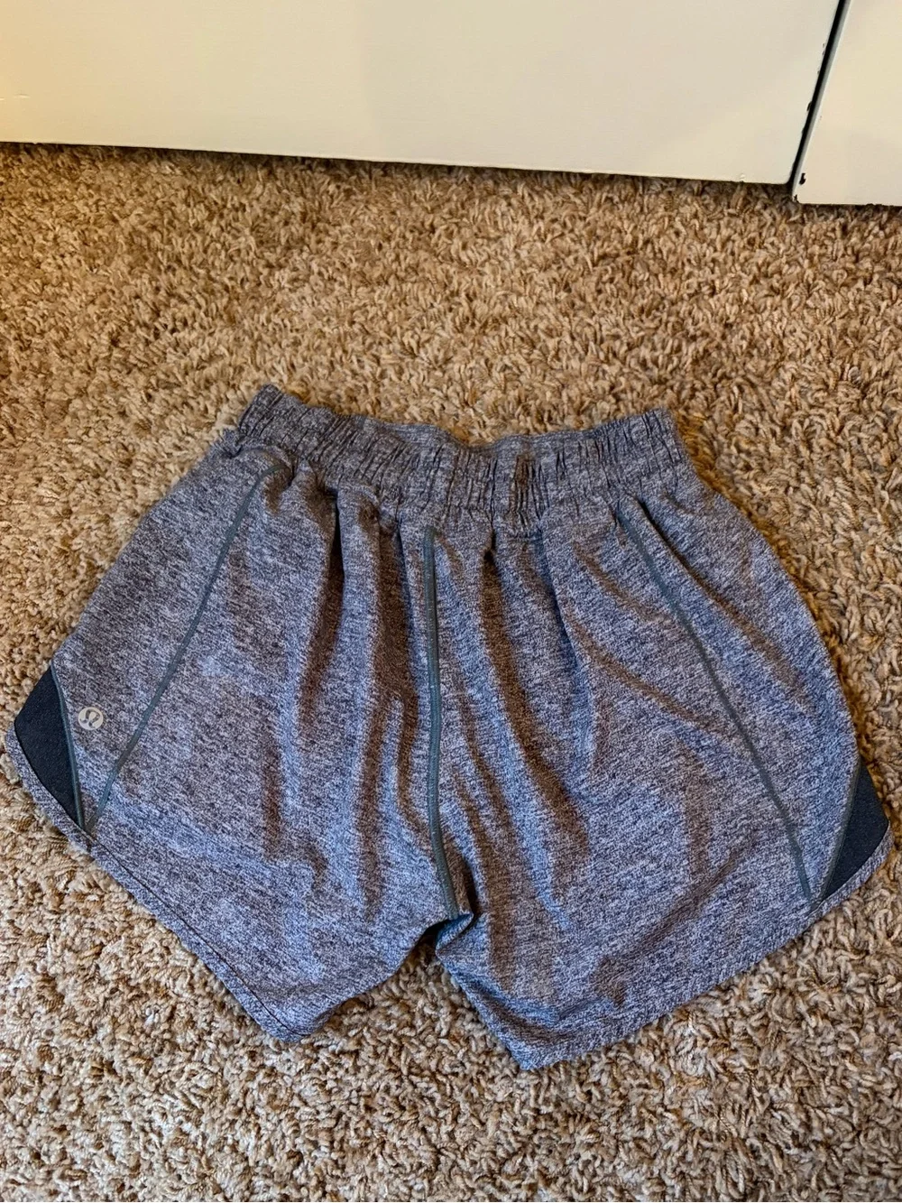 Lululemon Hotty Hot 4” shorts - Picture 2 of 2